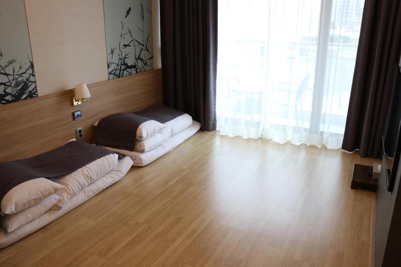 Utop Ubless Hotel Jeju by Eksteriør bilde